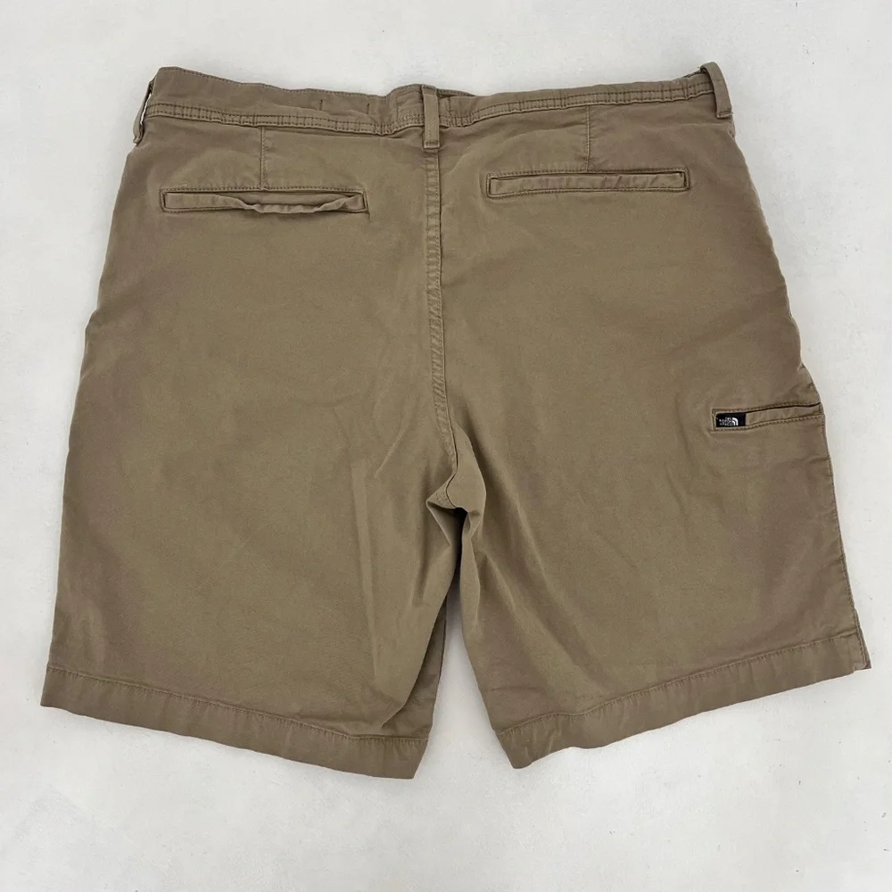 The North Face Mens Size 38 Chino Shorts Brown Slash‎ Pockets Comfort Stretch